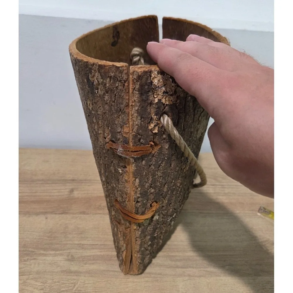 Handmade Bark Berry Basket Wall Hanging Native American Style 9''